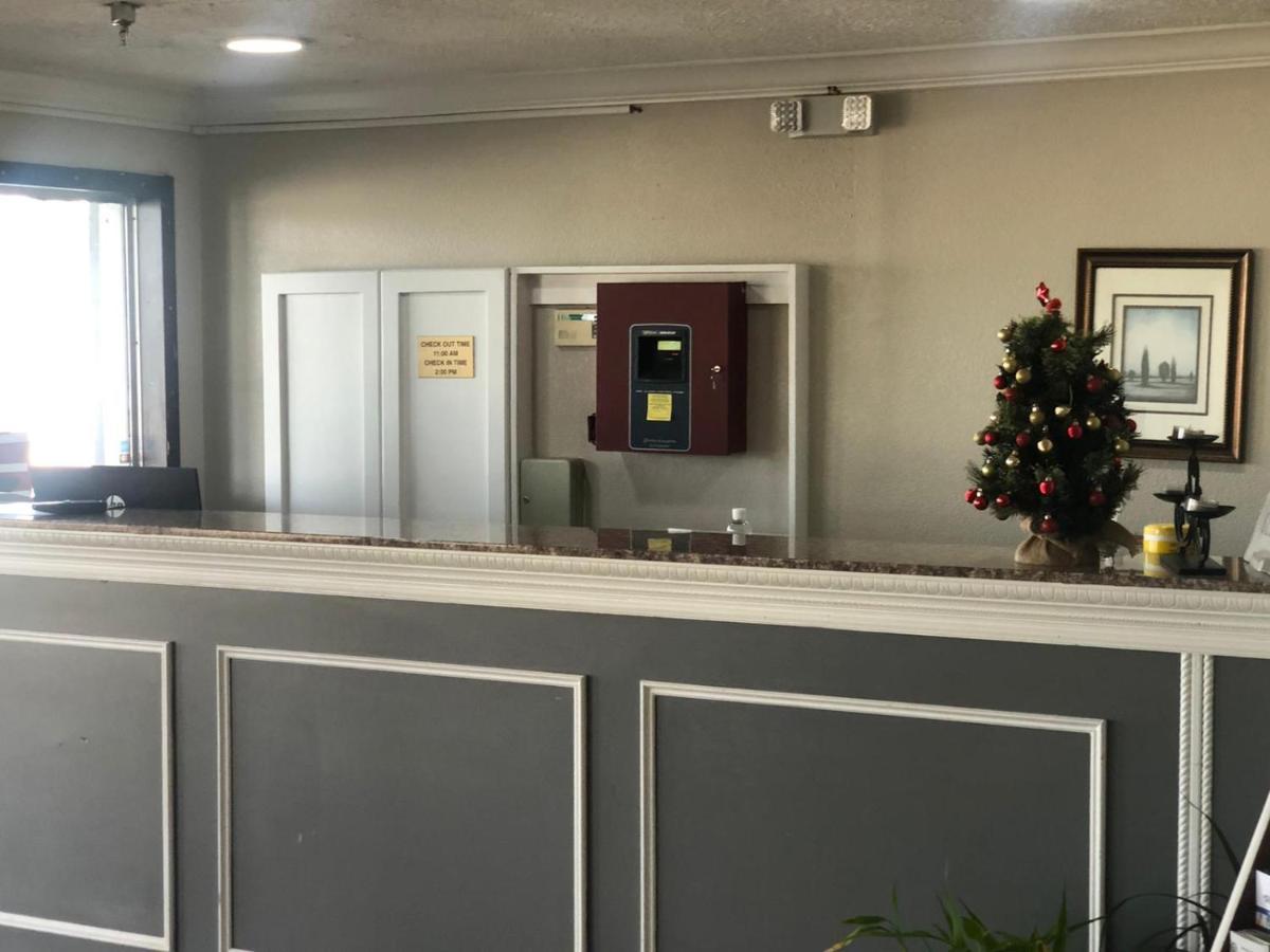 Executive Inn & Suites Beaumont Ngoại thất bức ảnh